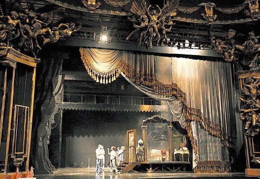 The Miniature Of The Opera - roblox the phantom of the opera overture metal version
