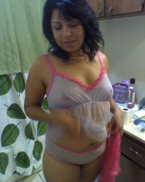 amateurmexicanalust:  email submission…. adult photos