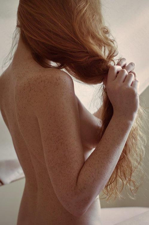 sexysexnsuch:  what-turns-me-0n:  amorsexus:  spots  I wish my freckles got this amazing  -Dani  I w