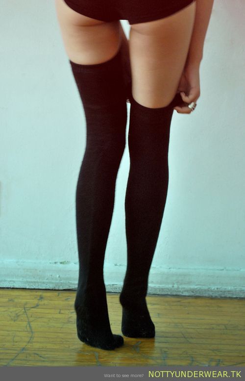 go-donna-mama:  Would you like me to dress this? #lingerie, #sexy underwear,#stockings