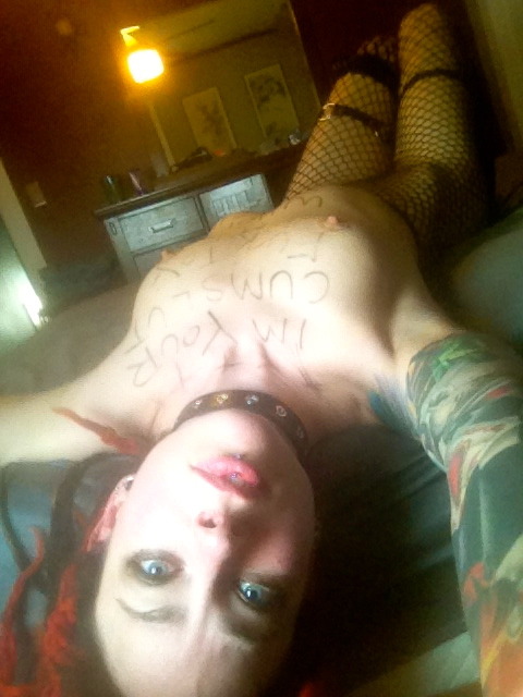 whatwewantwhatwedo:  describe myself in one word? cumslut… thats me    I&rsquo;d