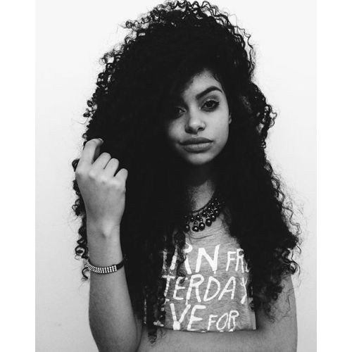 afrodesiacworldwide:   steffany_borges    