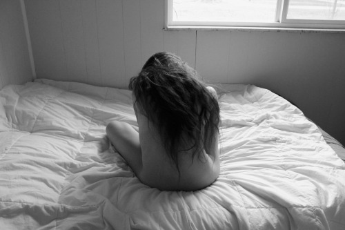 dianamsphotography:  Untitled Photographer - Diana M. SchenkelModel - Kelsey Dylan http://kelseydylan.tumblr.com/PLEASE LEAVE NOTES INTACT IF YOU REBLOG!! Please and THANK YOU :) 
