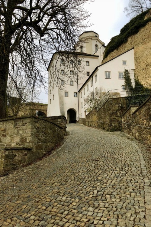 Passau 2017/12Youth hostel in Passau. Directly above the archway was our room with meter-thick walls