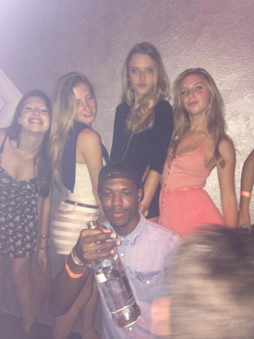 white-pride-in-retreat:blk guy getting an harem