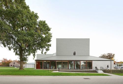 subtilitas:Dierendonck Blancke - Community center, Kasterlee 2012. Photos © Filip Dujardin. Continua