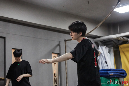 210304 DONGHYUN training for his leading role of the movie 인싸 (INSSA) ~ part 2Cr: sidusHQ @-}– *-*