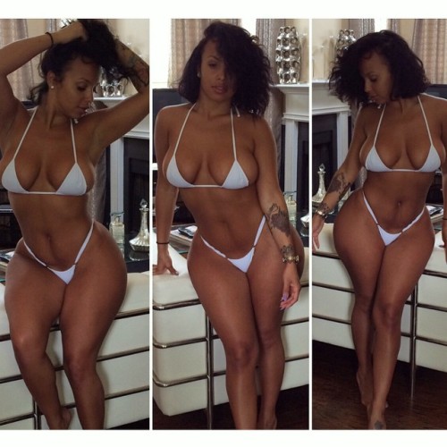 thefinestbeauties:  Ashlee Guillory
