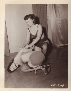 bondageoldies.tumblr.com post 46273300914