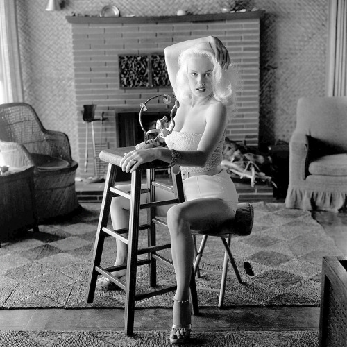 Mamie Van Doren / photo by Earl Leaf ,1956.