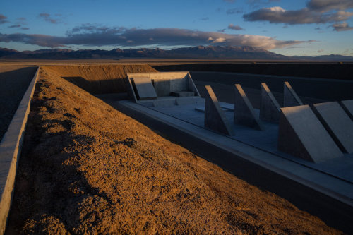 nobrashfestivity:  Do yourself a favor and read about this Michael Heizer piece. https://www.nytimes.com/interactive/2022/08/19/arts/design/michael-heizer-city.html