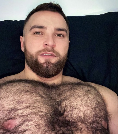 Hairy Men to Share