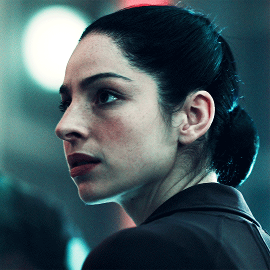 tumblr_pkzzbmhwYj1qdm7rno1_540.gif