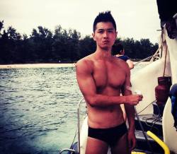 evianguy:  Hawt Asian Stud! 