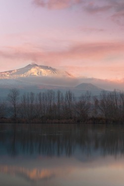 yoona87:  tect0nic:  Mount Etha by Gaetano