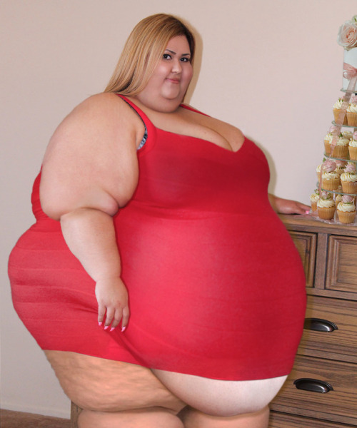 porcelainbbw: unbridledappetite: BigCutie - LusciousHopefully the fatter she gets the greedier she g