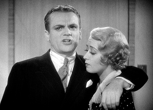 emmanuelleriva:Joan Blondell &amp; James Cagney in Footlight Parade (1933) dir. Lloyd Bacon