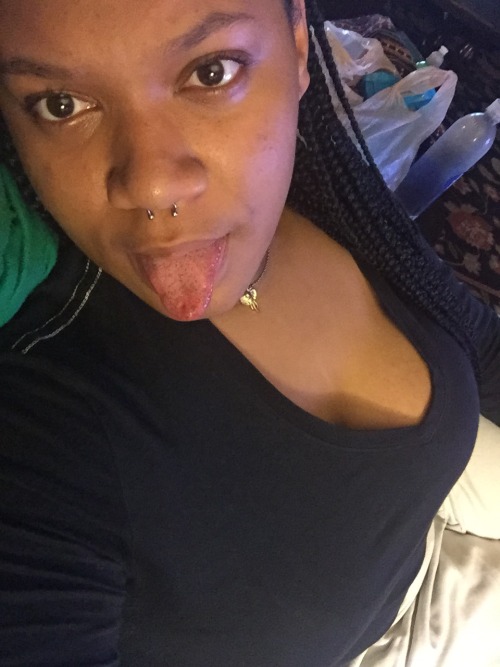 pinkrosehippy:  Random photo set. I’m ok with being average.