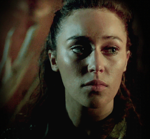 houseofheda: Commander Lexa - S02E14 - “Bodyguard of Lies”