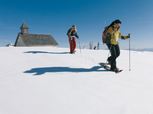 Das Skigebiet Sulden am OrtlerWenn Sie nach einem Schneeparadies mit reichlich Sonne, dem Gefühl von Freiheit und ausgezeichneten Schneeverhältnissen suchen, dann sind Sie im Skigebiet Sulden am Ortler (1.900m - 3.250m) genau richtig!
Das...