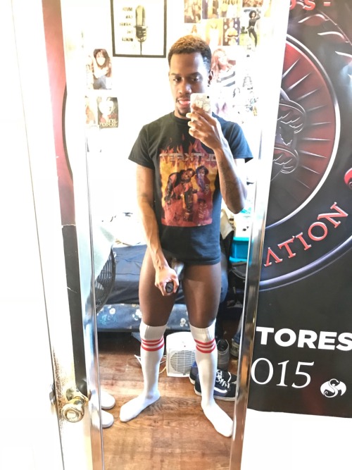 alphamasterdeuce:Uncut Daddy Dick and White long tubes