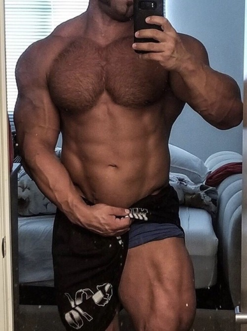 anothercuriousfratbro2:  massive