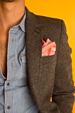 michelozzo:  Nicely put together casual  - custom dress shirts File under: Herringbone, Pocket squares, Chambray, Blazers, Patterns 