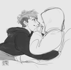 johannathemad:  hoodies are good 