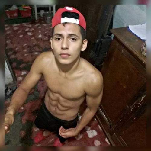 https://horniboisteenbois.tumblr.com/post/167821148864
