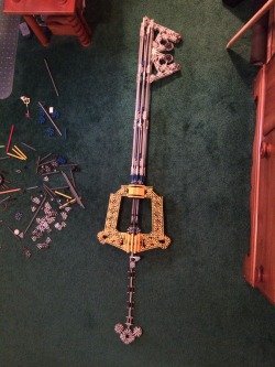 Makanix:  Spent All Night Building A Keyblade Of Out K'nex Like A Responsible 22