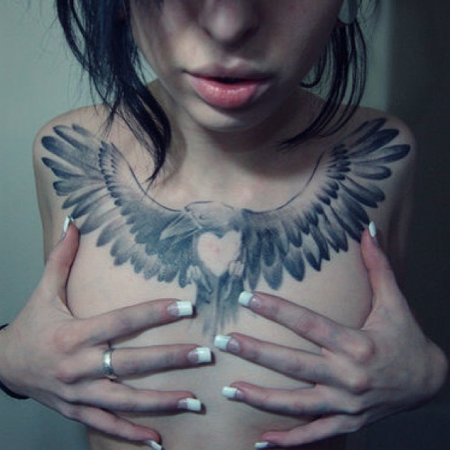 alicasanova:  Happy #toplesstuesday #tattoosday #girlswithtattoos #suicidegirls 