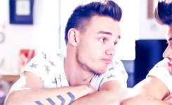 everniam:  hey everyone. saw some signs about me tonight that where a bit upsetting