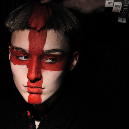 maccosmetics:Bold, beautiful, provocative… Gareth Pugh’s triumphant 10th-anniversary return to Londo