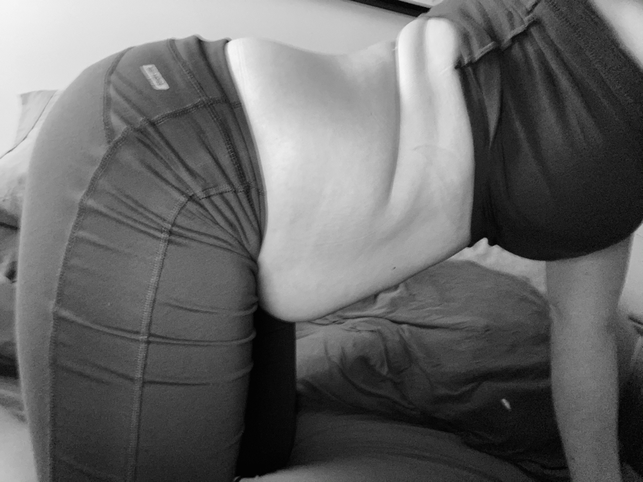 growingbellybabe-deactivated202:Hanging belly comparison December January 20thToday