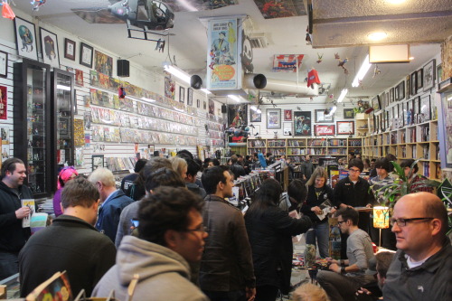 patloika:
“ I attended Matt Fraction’s signing at House of Secrets last night. It was a fun signing, and a really packed house. Saw a lot friends and got to hang out with folks that I haven’t seen in awhile.
Here are a few shots from the...