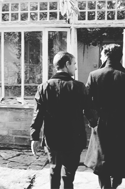 esgaroths:  I know, my dear Watson, that you share my love of all that is bizarre