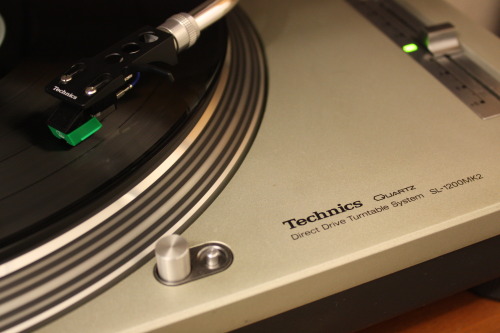 technicssl1200:  The classic. 