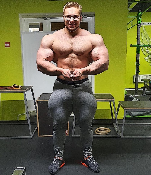 needsize: When your quads look morphed.Vitaliy Ugolnikov