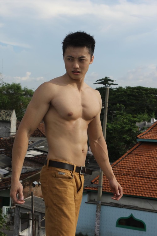 busankim:  http://jskbusan.blogspot.kr/search/label/Asian%20Muscle%20Guys 
