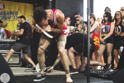 meganleetz:  Jason of letlive. featuring a microphone shoe 