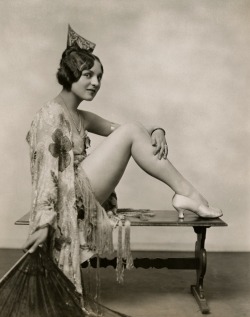 Vivian Vernon1923