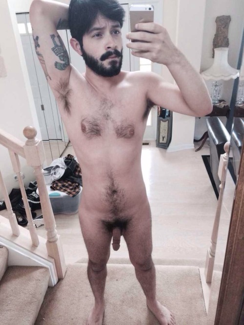 betomartinez:   Beto’s Corner  http://betomartinez.tumblr.com/