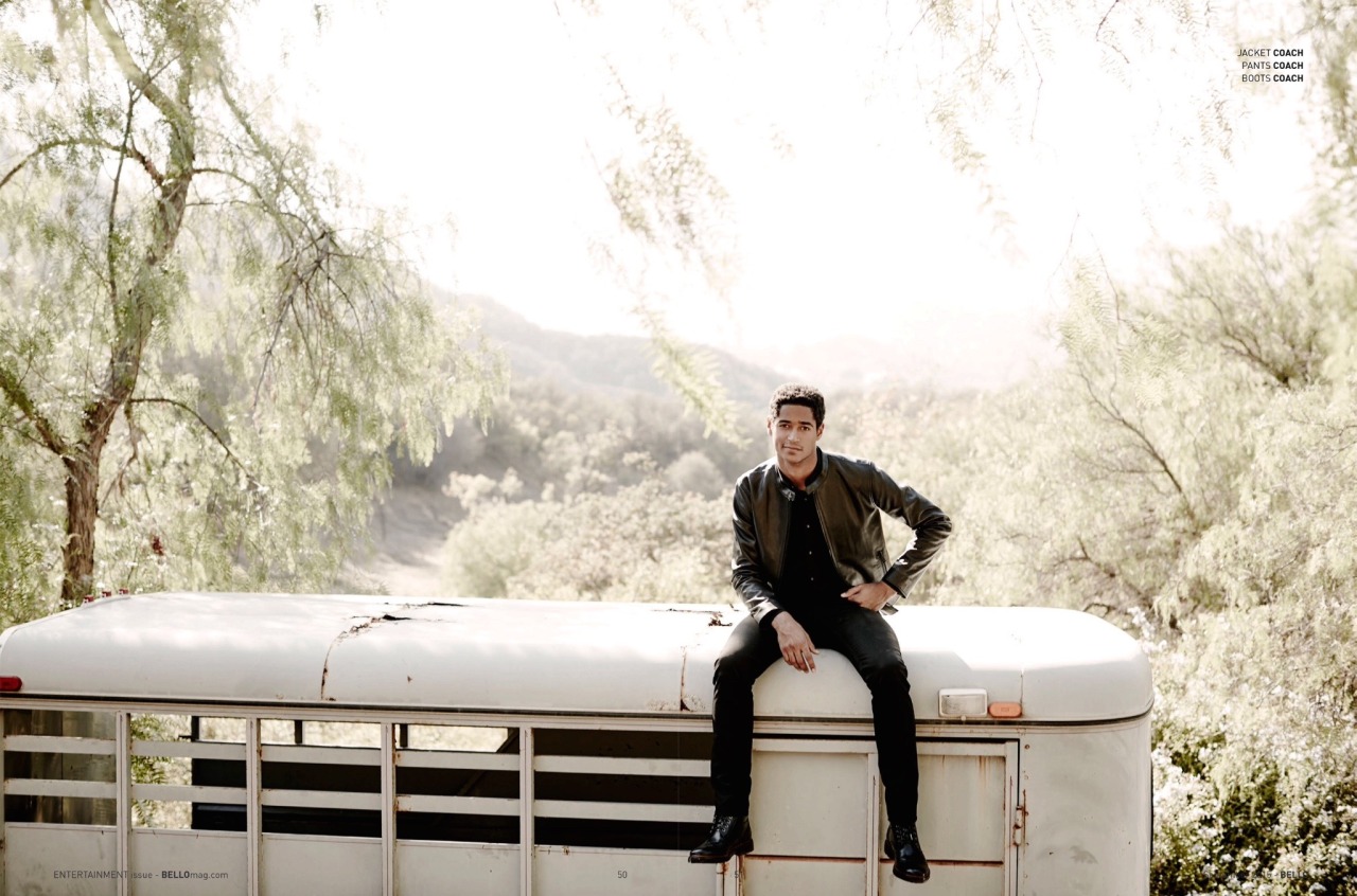 hotfamousmen:      Alfred Enoch   