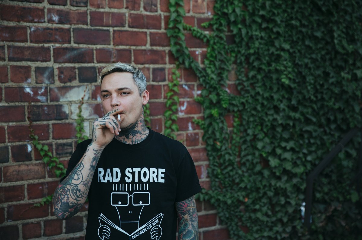 caapz:  String // Cleveland, OH // 2016 (by @xpeesx)