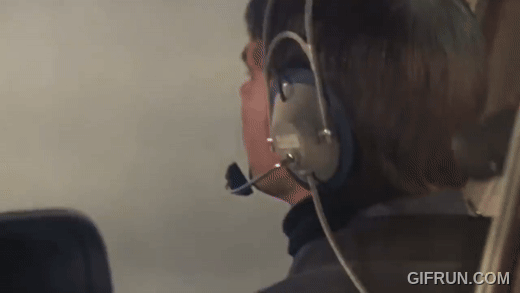 4836ce0a668d40c406d1259f530b77e2e4448d51.gifv