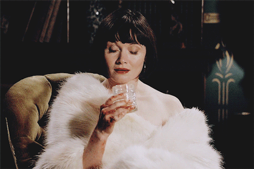 evazarovas:1x04 // Death at Victoria Dock #2017 Mood: rolling my eyes wrapped in (faux) fur wit