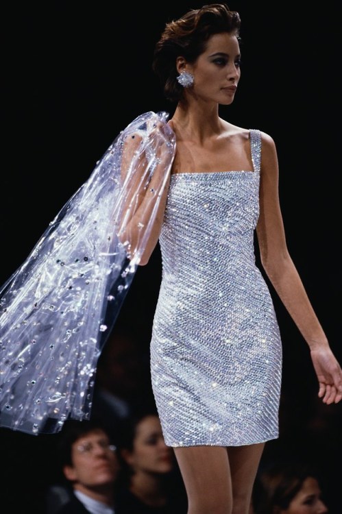 Christy Turlington at Perry Ellis S/S 1990