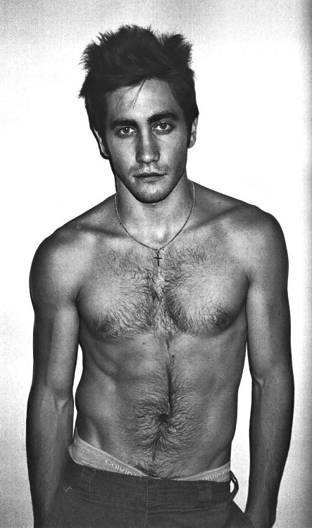 monochromiamen:  Jake Gyllenhaal  