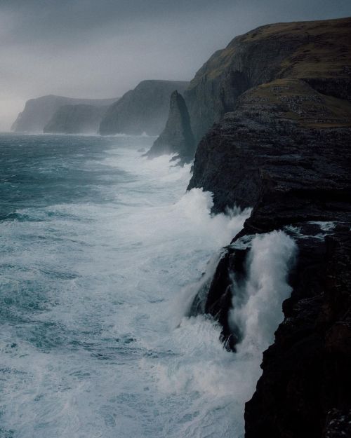 utwo:  Faroe Island© Hannes Becker