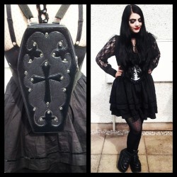 evillittlething:  Today’s outfit featuring new coffin bag and a slightly smaller waist 